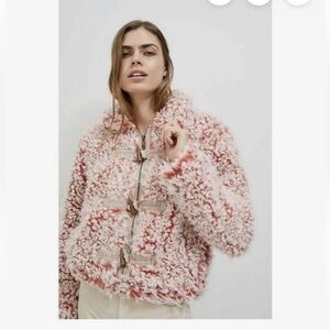 NEW! Anthropologie Jacket Cozy Pink Faux Fur Jacket
Womens Medium